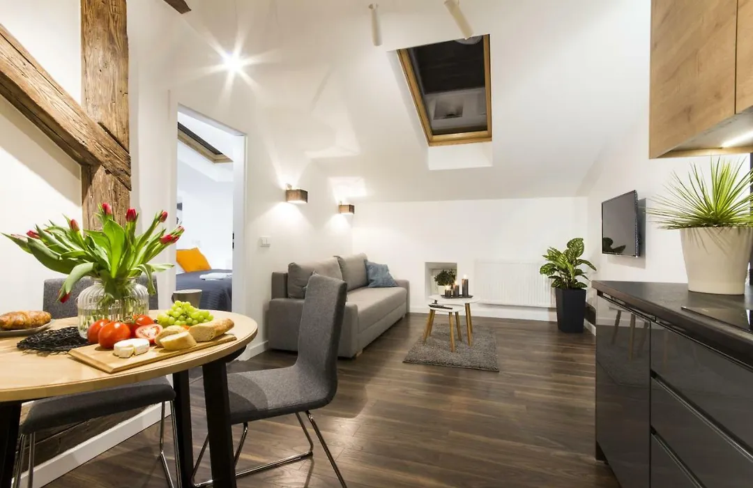 Apartments Florianska 24 By Mb Apartments-1