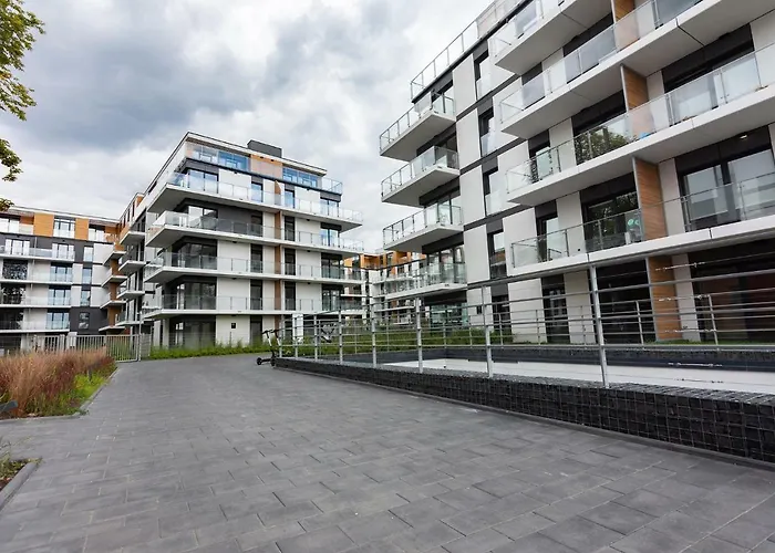 Novum Apartment With Parking